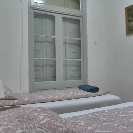 Πανσιόν Midtown 2*