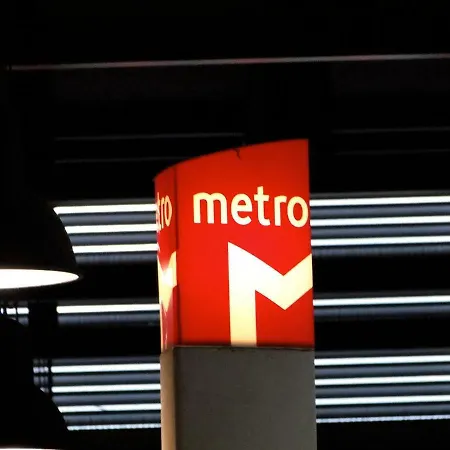 Midtown Πανσιόν 2*